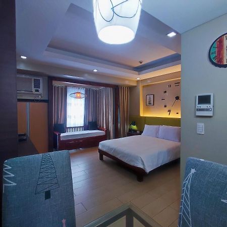 Two Palmtree Villas Newport Boulevard Near Naia 3 Pasay City Manila Exterior photo